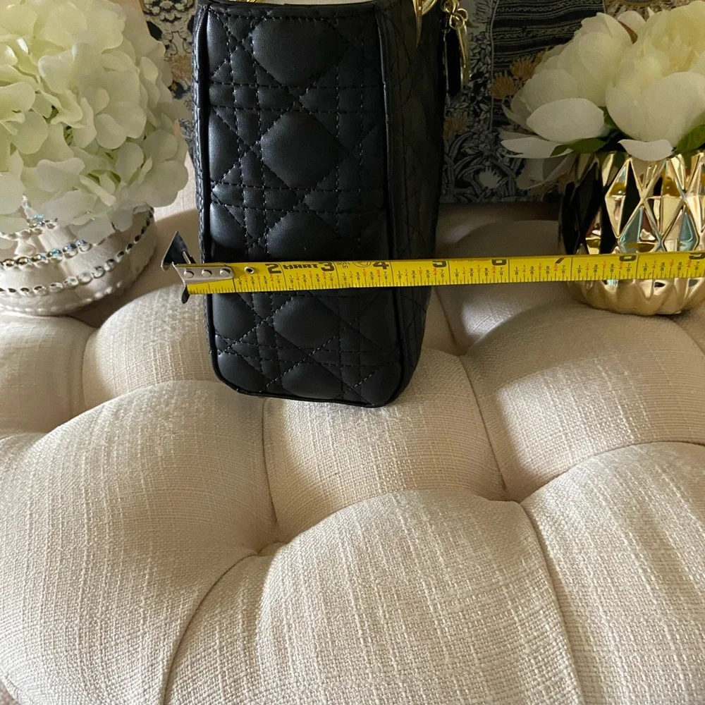 Classy lady bag CD Black Quilted Tote - Picture 5 of 16